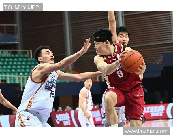 南京篮球队状态引发热议球迷对球队表现分歧明显 南京篮球队状态引发热议球迷对球队表现分歧明显