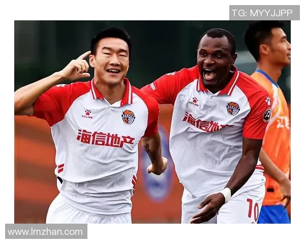 南京足球队以64分领跑挑战赛积分榜展现强劲实力