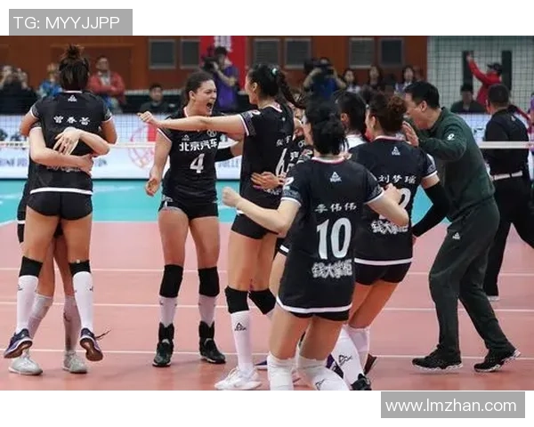 北京排球队逆袭之路：从低谷到巅峰的荣耀之战