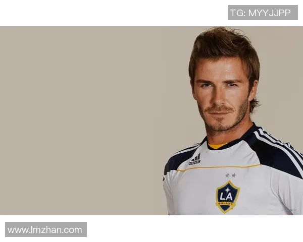 足球明星背身壁纸展现运动魅力与个性风采的完美结合 足球明星背身壁纸展现运动魅力与个性风采的完美结合